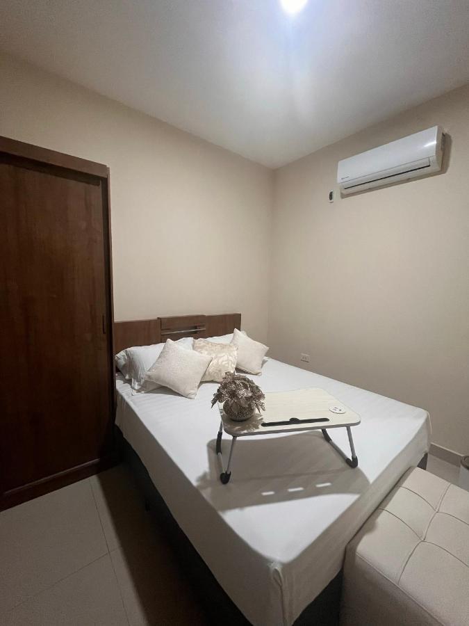 Posada Express By Transit Inn Viru Viru Санта Крус де ла Сиера Екстериор снимка